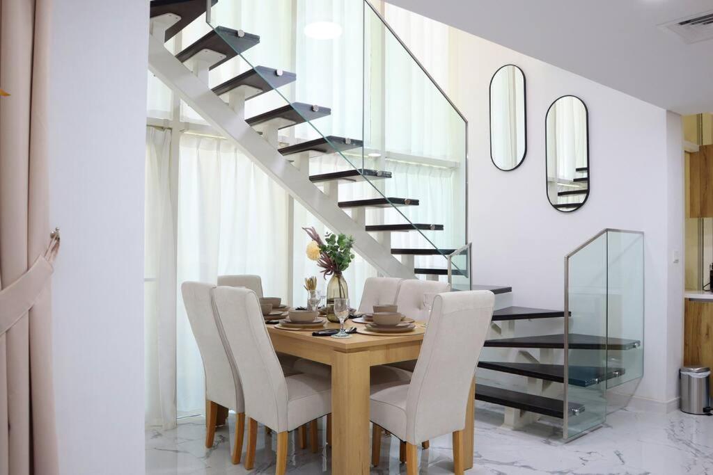 Appartement Lovely 3br Oasis With Pool & Private Parking In Masdar