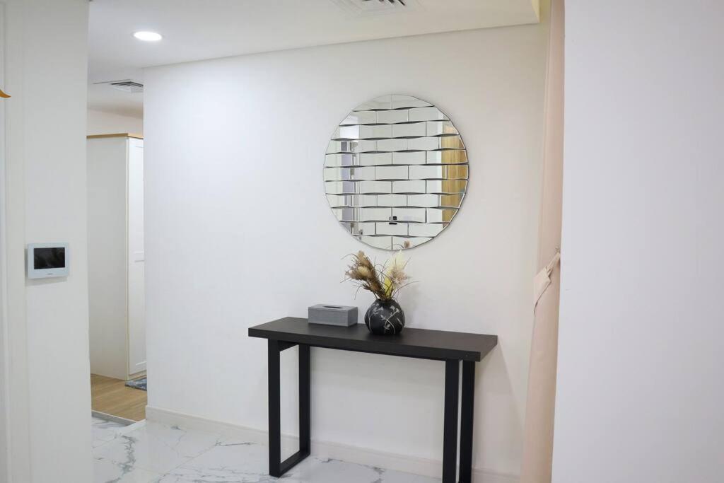 Appartement Lovely 3br Oasis With Pool & Private Parking In Masdar